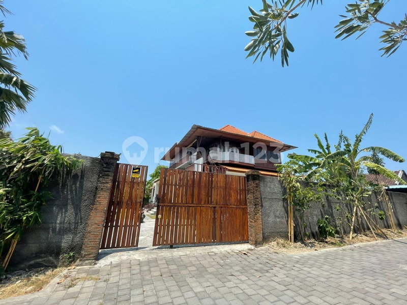 House for rent in Semarang, Indonesia · 7 rooms, 7 baths