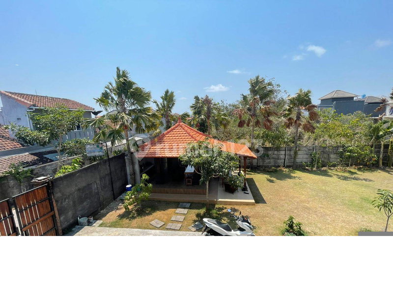 House for rent in Semarang, Indonesia · 7 rooms, 7 baths