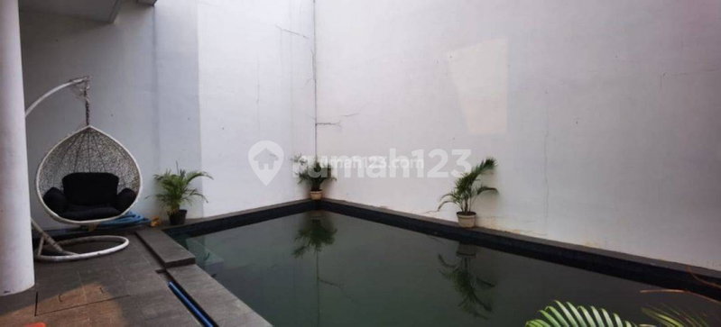 House for rent in Makassar, Indonesia · 5 rooms, 4 baths