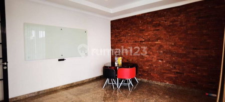 House for rent in Makassar, Indonesia · 5 rooms, 4 baths