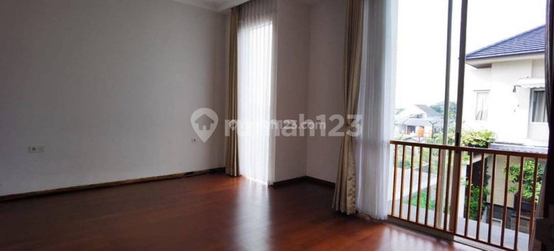 House for rent in Makassar, Indonesia · 5 rooms, 4 baths