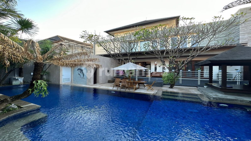 House for rent in Denpasar, Indonesia · 6 rooms, 7 baths