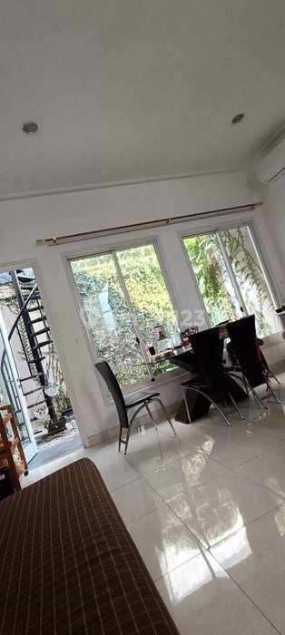 House for rent in Tangerang, Indonesia · Riding · 3 rooms, 2 baths