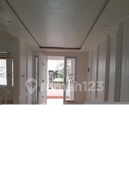 House for rent in South Jakarta, Indonesia · Kebayoran Lama · 1 room, 1 bath
