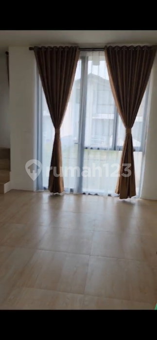 House for rent in Surabaya, Indonesia · 2 rooms, 2 baths
