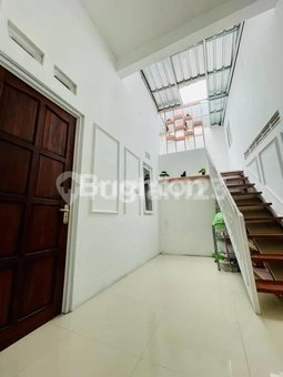 House for rent in Bandung, Indonesia · 4 rooms, 2 baths