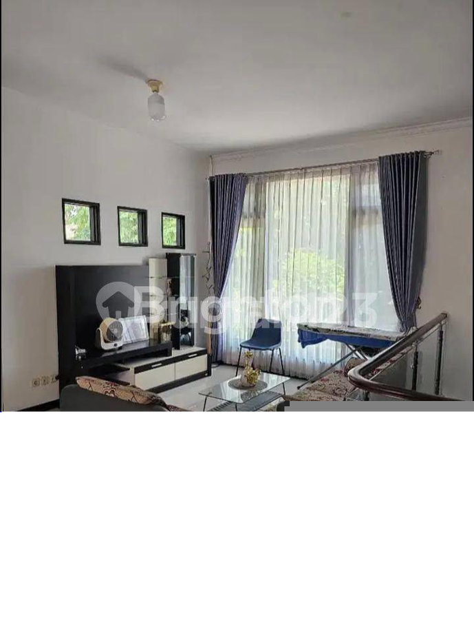 House for rent in Bandung, Indonesia · 4 rooms, 2 baths