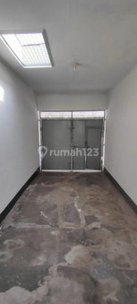 House for rent in Bandung, Indonesia · 4 rooms, 2 baths