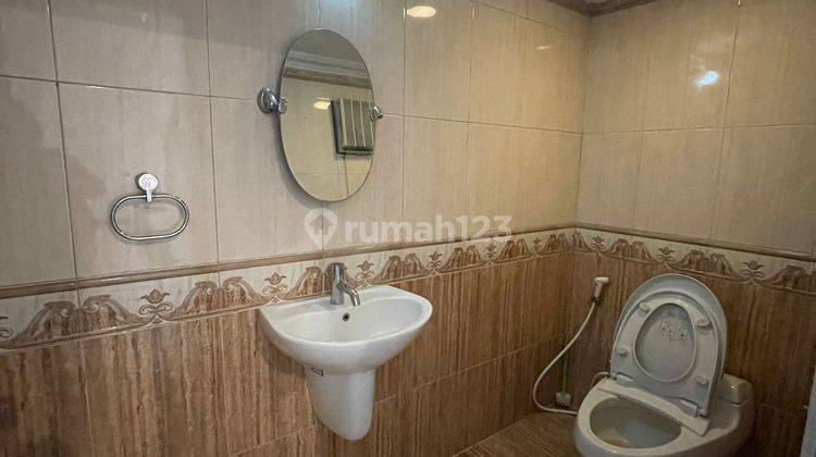 House for rent in Tangerang, Indonesia · 4 rooms, 2 baths