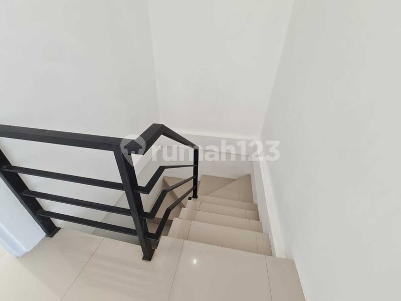House for rent in Cikarang, Indonesia · 3 rooms, 3 baths