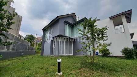 House for rent in Bandung, Indonesia · 3 rooms, 3 baths