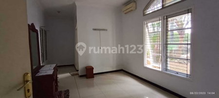 House for rent in Bandung, Indonesia · 4 rooms, 3 baths