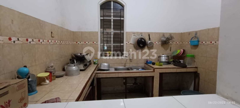 House for rent in Bandung, Indonesia · 4 rooms, 3 baths