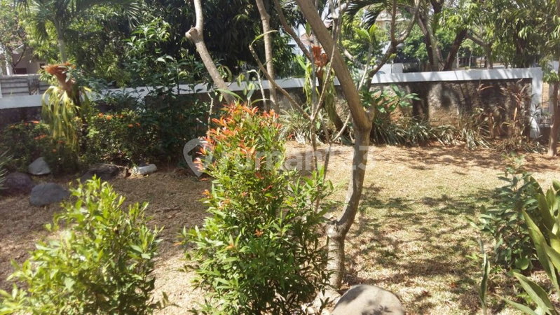 House for rent in Bandung, Indonesia · 4 rooms, 3 baths