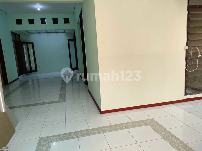 House for rent in North Jakarta, Indonesia · Penjaringan · 3 rooms, 2 baths