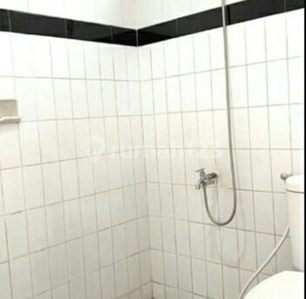 House for rent in Bandung, Indonesia · 2 rooms, 1 bath
