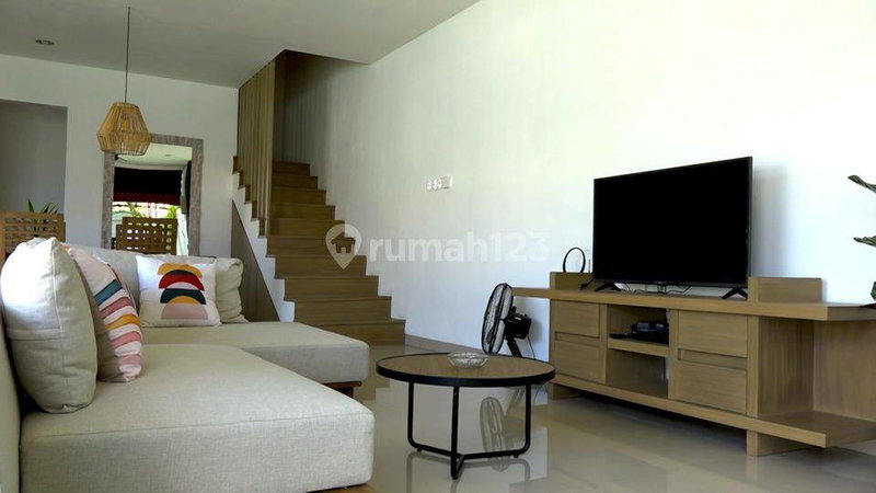 House for rent in Surabaya, Indonesia · 3 rooms, 3 baths