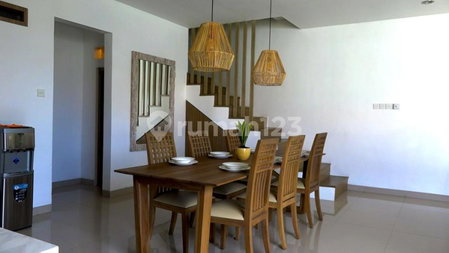 House for rent in Surabaya, Indonesia · 3 rooms, 3 baths