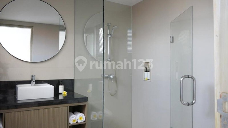 House for rent in Surabaya, Indonesia · 3 rooms, 3 baths