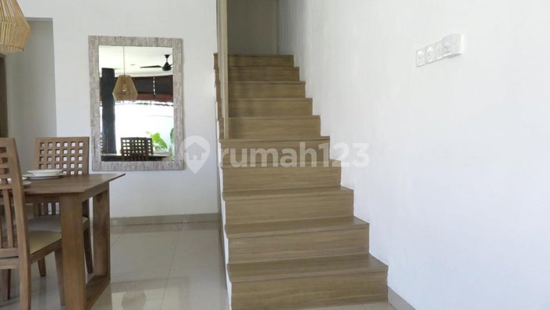 House for rent in Surabaya, Indonesia · 3 rooms, 3 baths