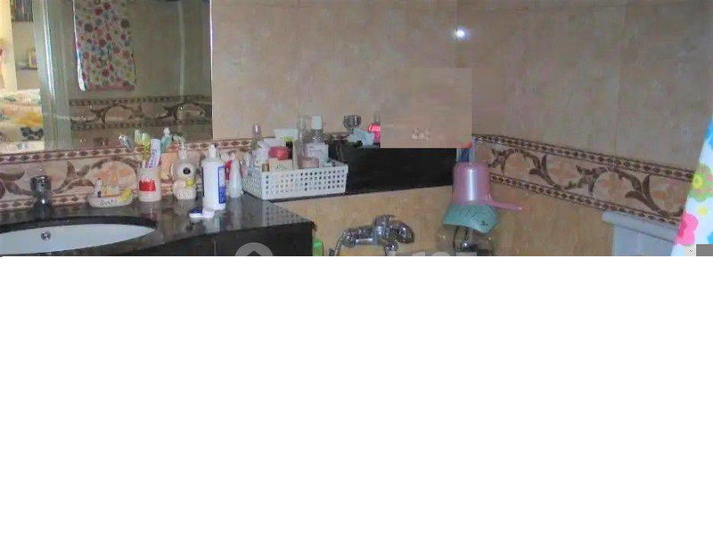 House for rent in Surabaya, Indonesia · 3 rooms, 3 baths