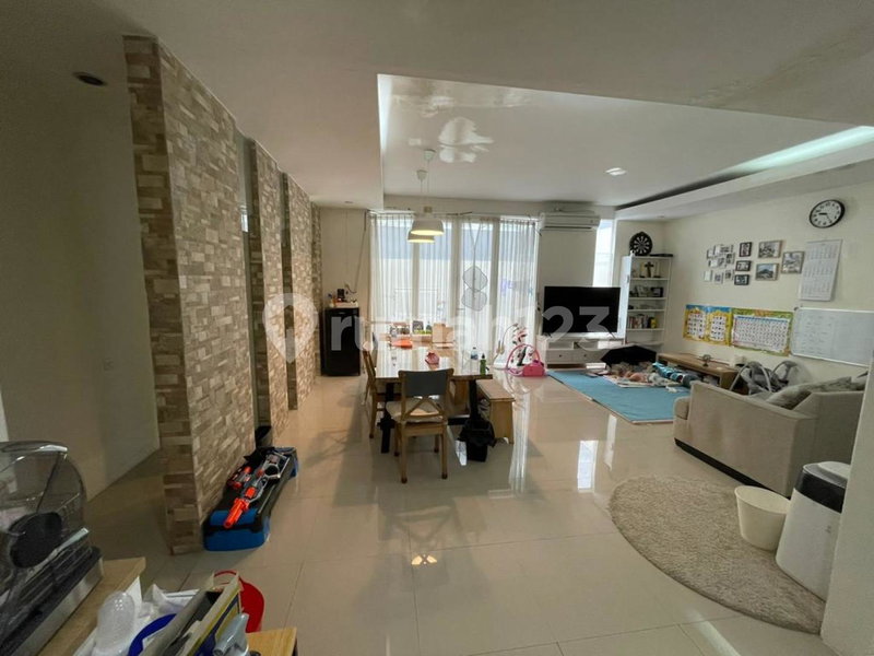 House for rent in North Jakarta, Indonesia · Penjaringan · 3 rooms, 2 baths