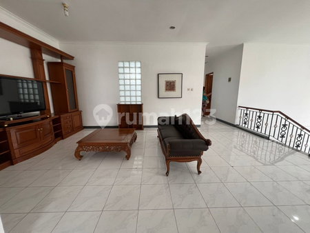 House for rent in Medan, Indonesia · 4 rooms, 3 baths