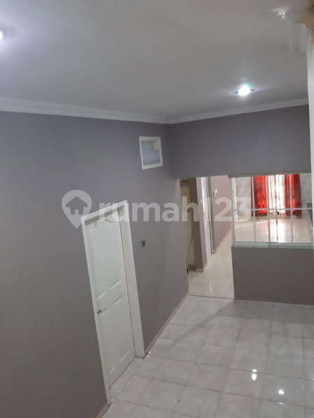 House for rent in Semarang, Indonesia · 3 rooms, 2 baths