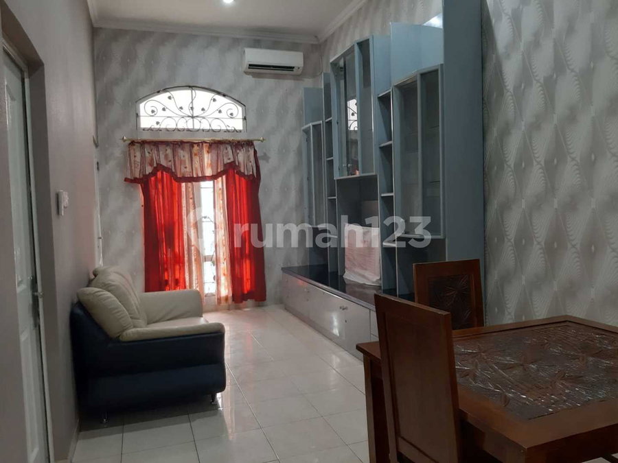 House for rent in Semarang, Indonesia · 3 rooms, 2 baths