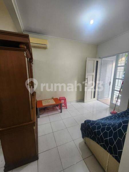 House for rent in South Jakarta, Indonesia · Kebayoran Lama · 3 rooms, 3 baths
