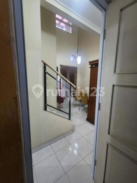House for rent in South Jakarta, Indonesia · Kebayoran Lama · 3 rooms, 3 baths