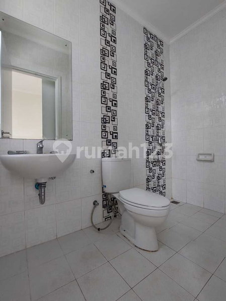 House for rent in North Jakarta, Indonesia · Penjaringan · 2 rooms, 2 baths