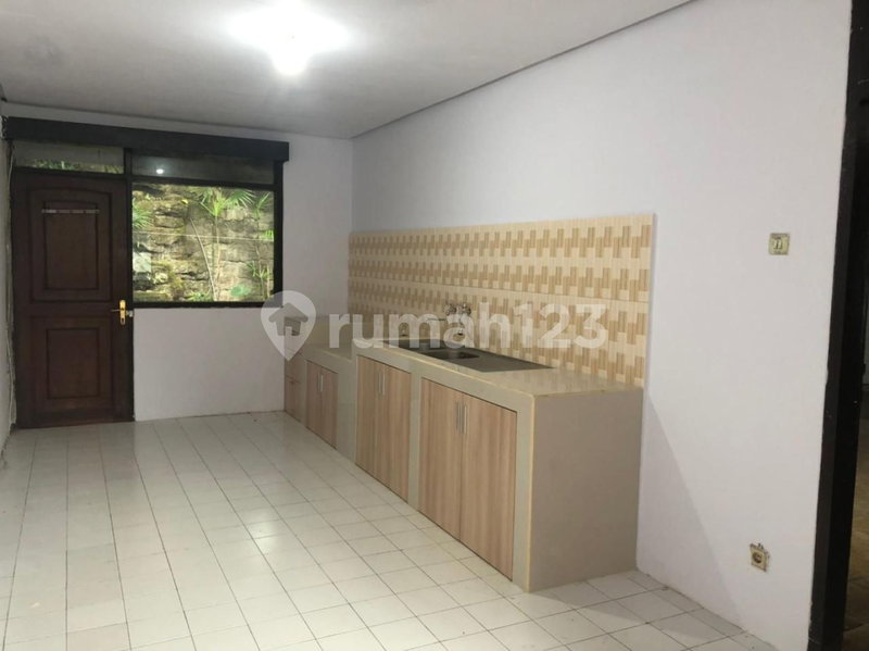 House for rent in Bandung, Indonesia · 3 rooms, 3 baths