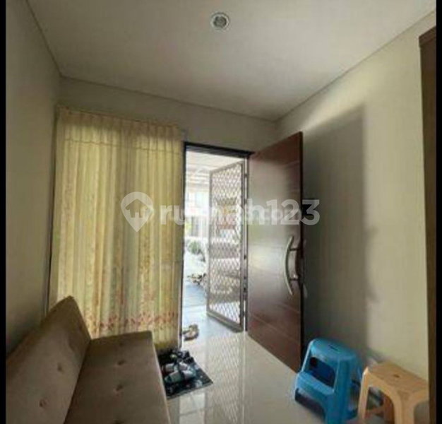House for rent in Semarang, Indonesia · 4 rooms, 3 baths