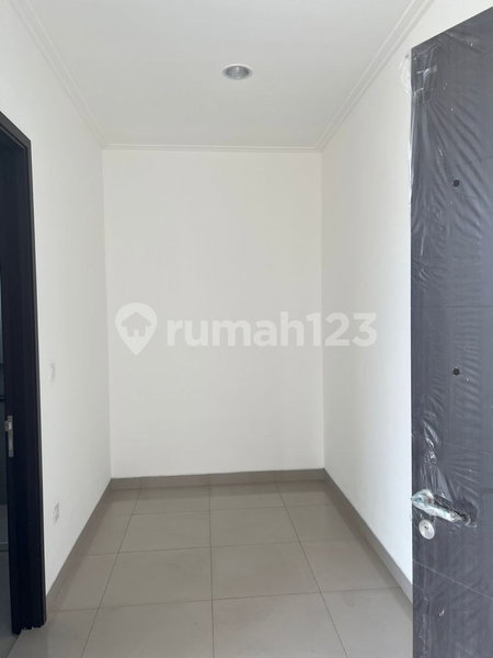 House for rent in West Jakarta, Indonesia · Cengkareng · 4 rooms, 4 baths