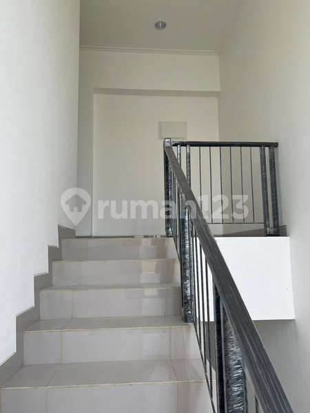 House for rent in West Jakarta, Indonesia · Cengkareng · 4 rooms, 4 baths