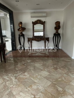 House for rent in Tangerang, Indonesia · 2 rooms, 2 baths