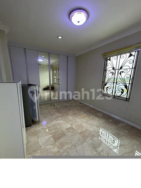 House for rent in Tangerang, Indonesia · 2 rooms, 2 baths