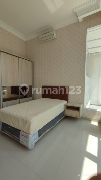 House for rent in Surabaya, Indonesia · 4 rooms, 3 baths