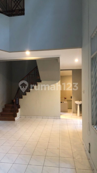 House for rent in West Jakarta, Indonesia · Cengkareng · 4 rooms, 3 baths