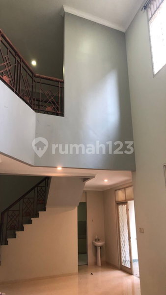 House for rent in West Jakarta, Indonesia · Cengkareng · 4 rooms, 3 baths