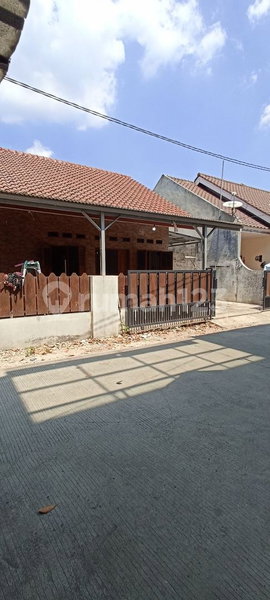 House for rent in Cikarang, Indonesia · 2 rooms, 2 baths