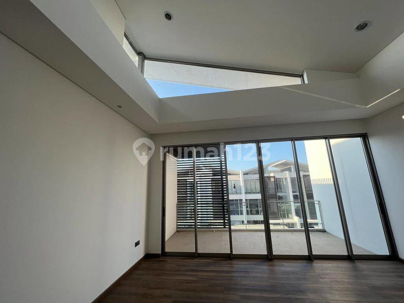 House for rent in South Jakarta, Indonesia · Cilandak · 3 rooms, 3 baths