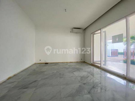 House for rent in South Jakarta, Indonesia · Cilandak · 4 rooms, 3 baths