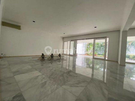 House for rent in South Jakarta, Indonesia · Cilandak · 4 rooms, 3 baths