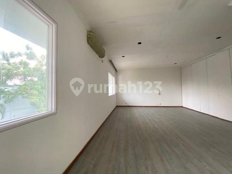 House for rent in South Jakarta, Indonesia · Cilandak · 4 rooms, 3 baths