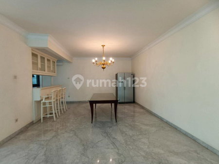 House for rent in South Jakarta, Indonesia · Kebayoran Lama · 4 rooms, 3 baths