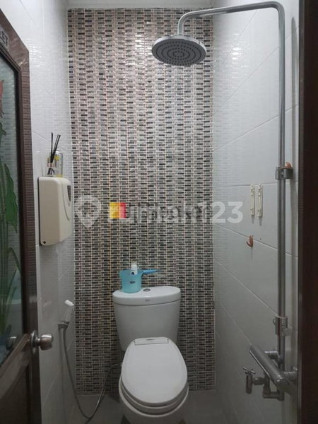 House for rent in Canggu, Indonesia · Badung · 6 rooms, 5 baths