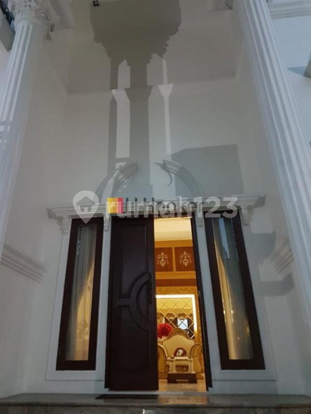 House for rent in Canggu, Indonesia · Badung · 6 rooms, 5 baths