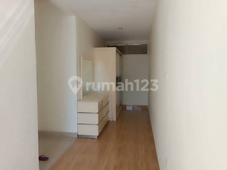 House for rent in South Jakarta, Indonesia · Cilandak · 3 rooms, 3 baths
